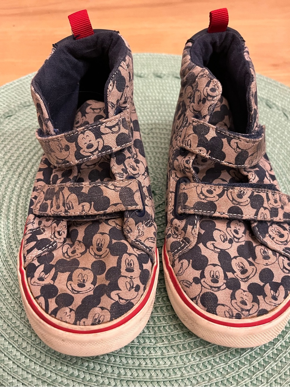 Gap Kids High-Top Velcro Sneakers with Mickey Print size 10